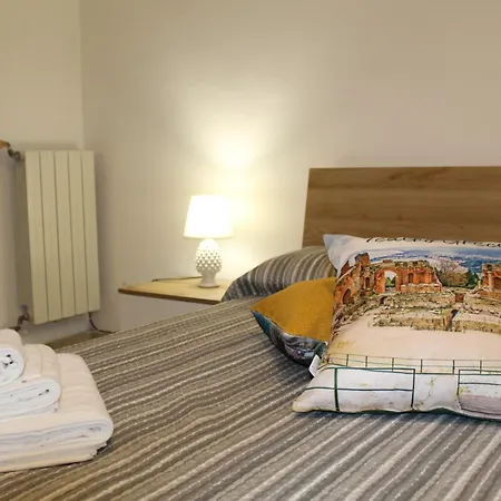 A Un Passo Dal Centro Apartment