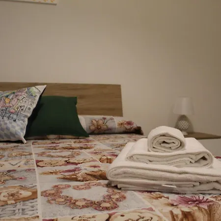 A Un Passo Dal Centro Apartment *